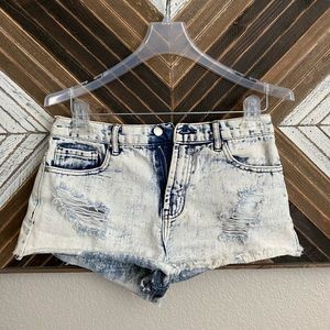 Forever 21 denim jean shorts size 28